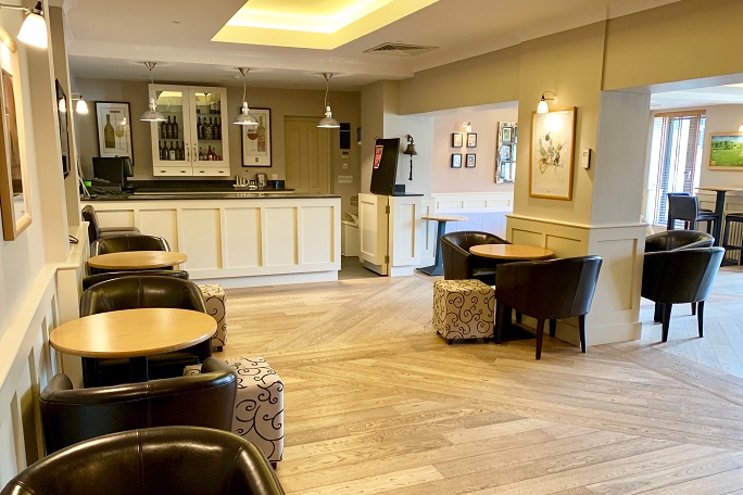 Leatham bar